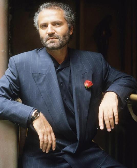 醍醐灌顶的话：“人从死了那一刻起，不再是谁的亲人，谁的爱人，而是一具尸体，连碰一