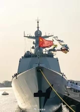 无论是中国的导弹，还是中国的航母，日本都不怕。日本真正怕的，其实是两样东西。一是