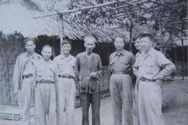 抗法援越时期，胡志明向毛主席请求支援：不要部队，只希望陈赓能前来相助！1950