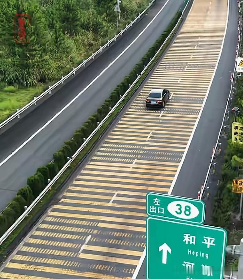 不是碎石科去不起，而是江西高速更有性价比。这是网络上流传的一句梗，主要是形容位于