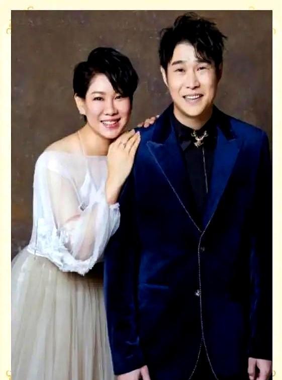 小沈阳这哪是闷声发大财？都说他管住嘴不惹事，清醒。我看啊，人家这盘棋下得大着