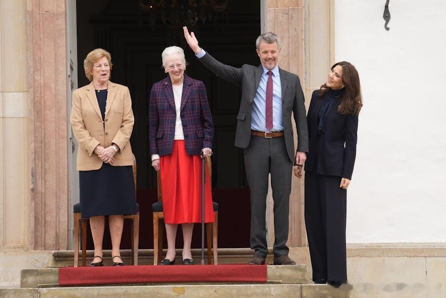 新闻2025.4.16丹麦王室成员齐聚弗雷登斯堡宫以庆祝女王玛格丽特二世的8