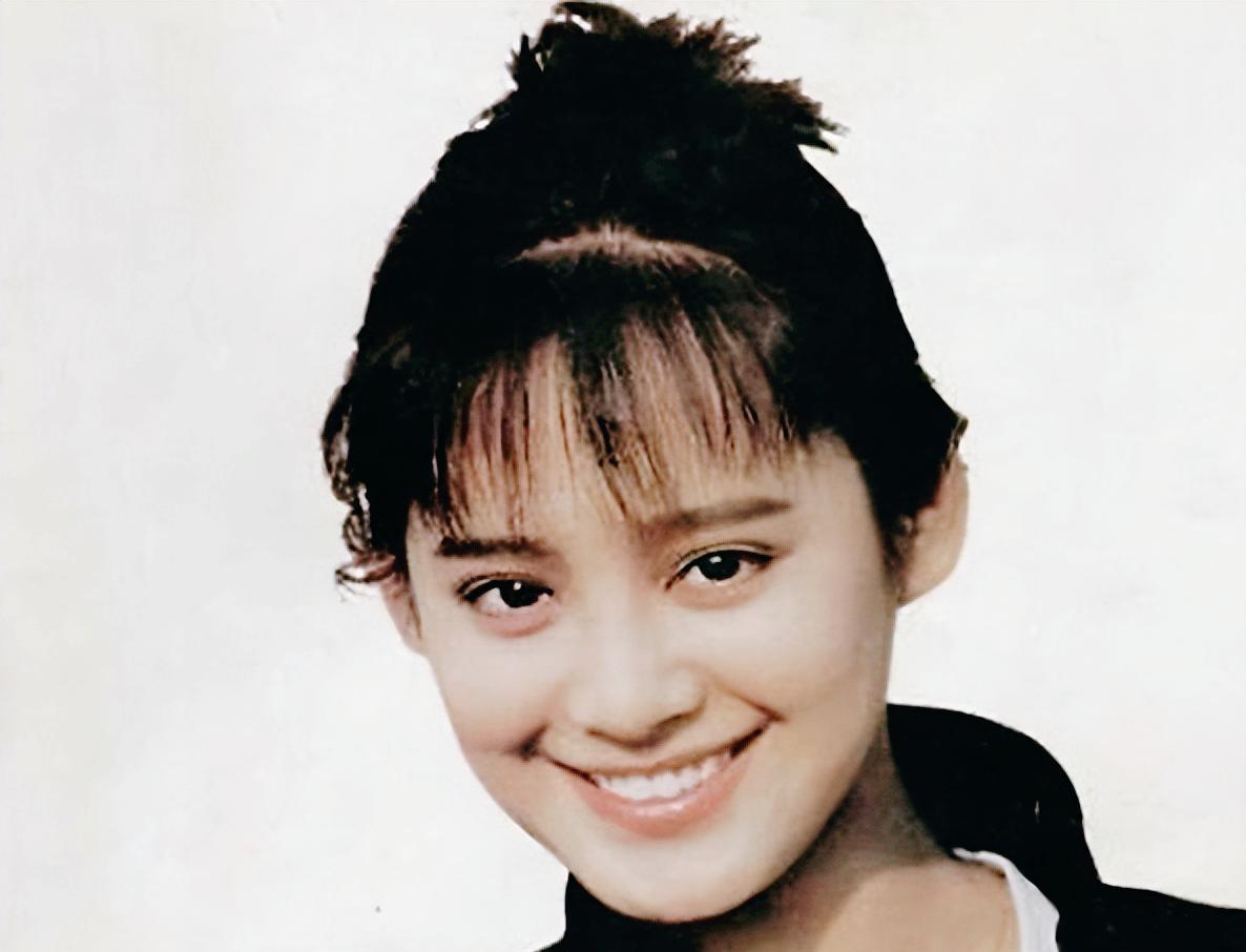 1993年，宁静偷偷与姜文交往，刘晓庆找到宁静说：“姜文是我的男人，以后离他远点