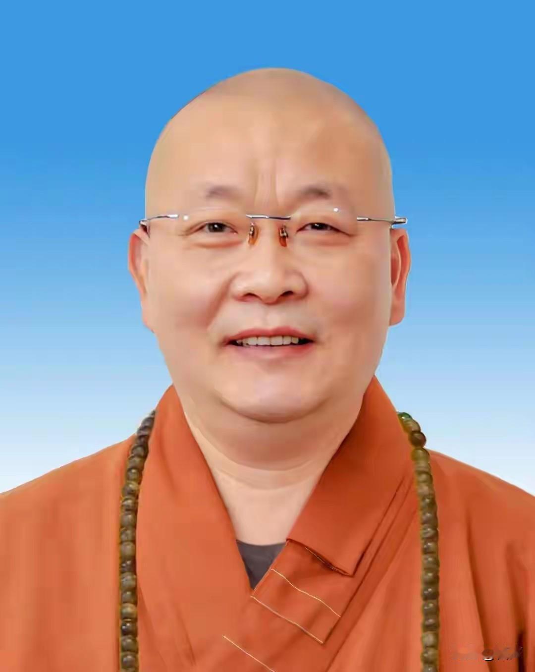 61岁鸿山寺方丈法云法师去世3月底还主持千人地藏经去世原因是开会时突然倒下