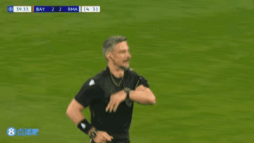 皇马3-4拜仁，李伟峰赛后点评，句句在理！欧冠赛场皇马主场3-4惜败拜仁