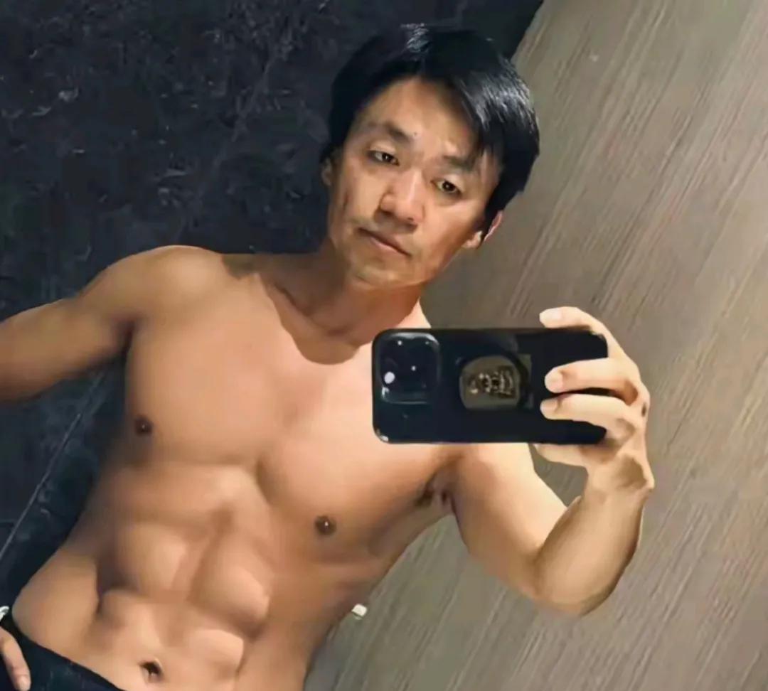 没想到40岁的王宝强还这么自律，不得不让人佩服呀！