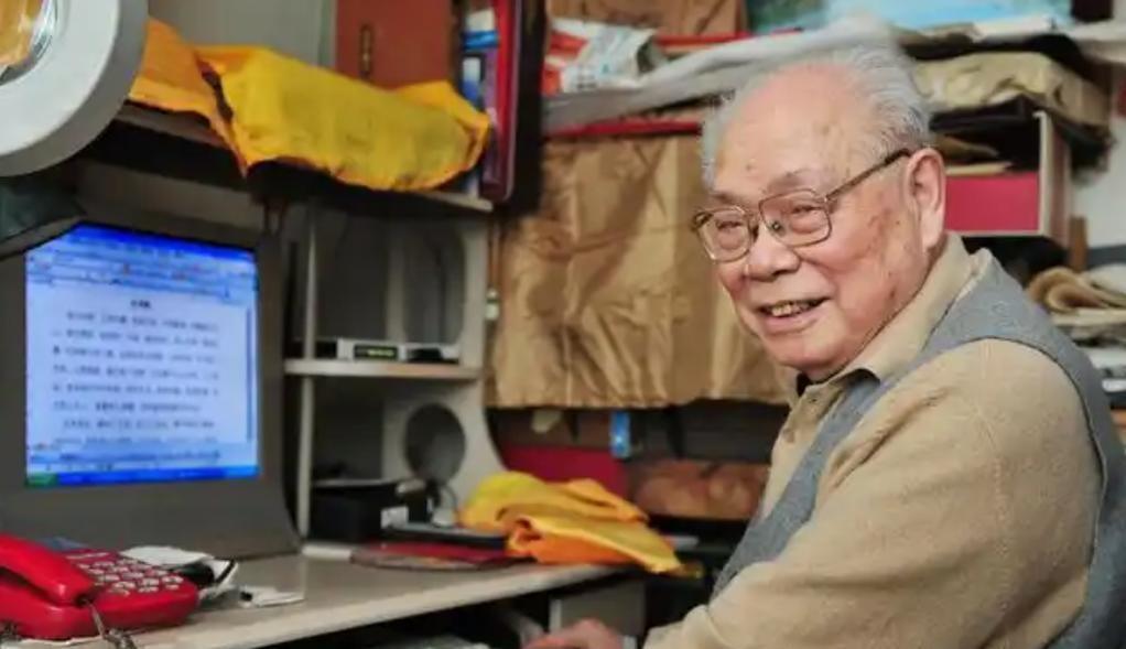 两度患癌，却活到了110岁。四川作家马识途，2024年3月辞世，享年110岁，先