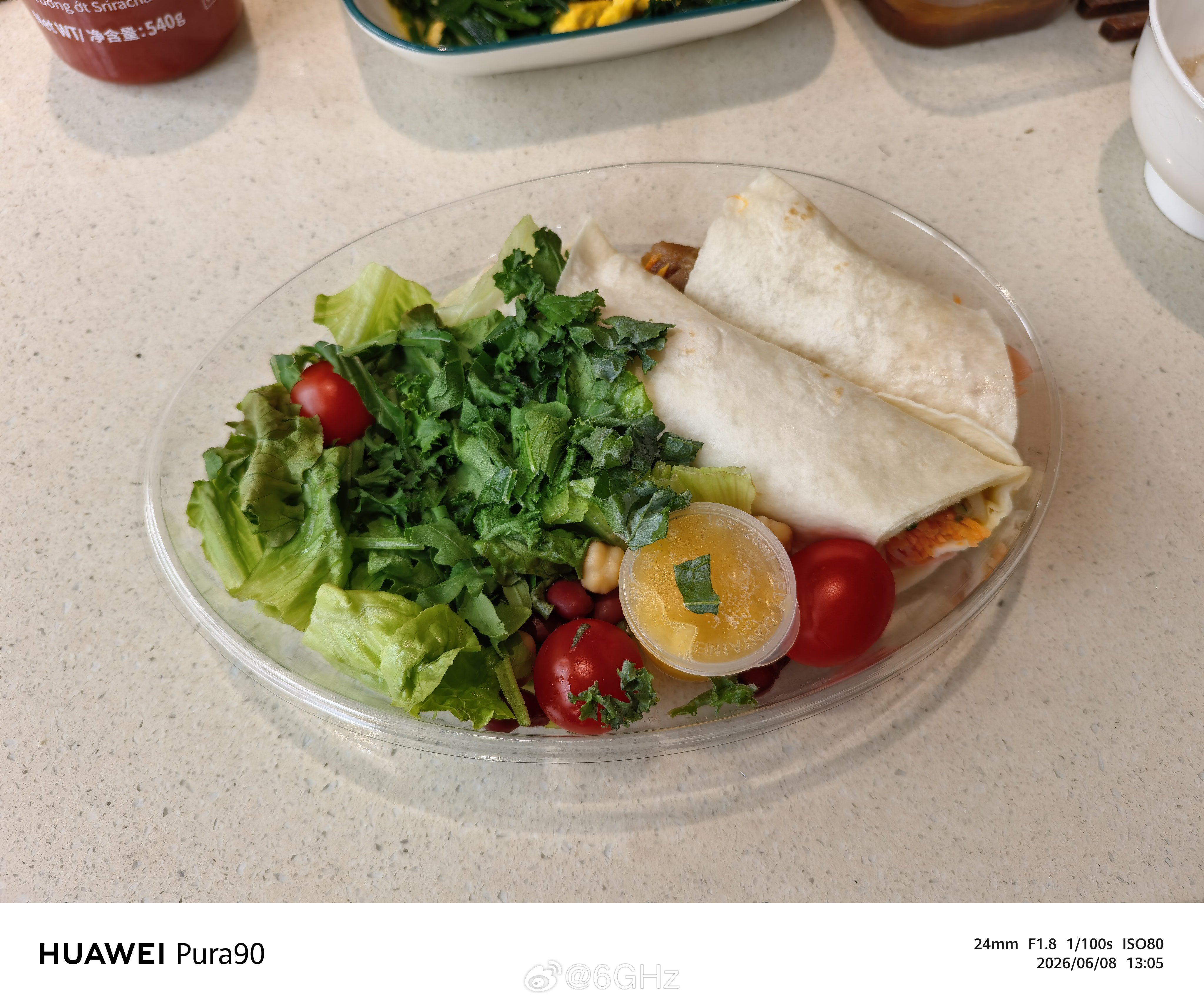 超盒算折后10块的牛肉卷饼沙拉