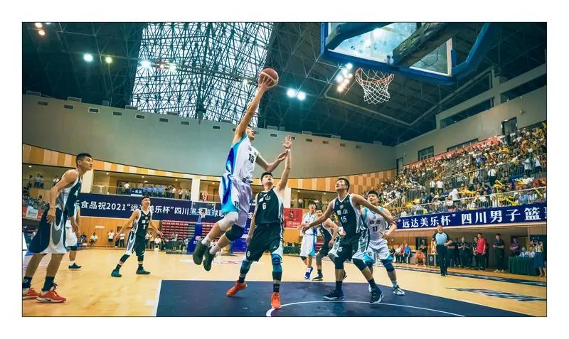 徐杰是不是CBA第一后卫，这事儿还真不好说。从数据和表现看，他有竞争这称号的实力