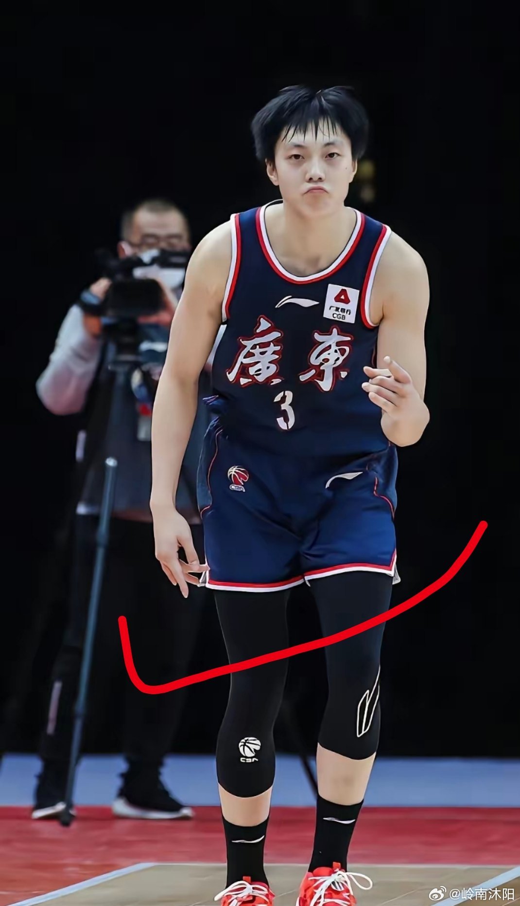 广东73-113惨败上海，40分的悬殊分差刷新焦点战尴尬纪录，这场对决也清晰印证