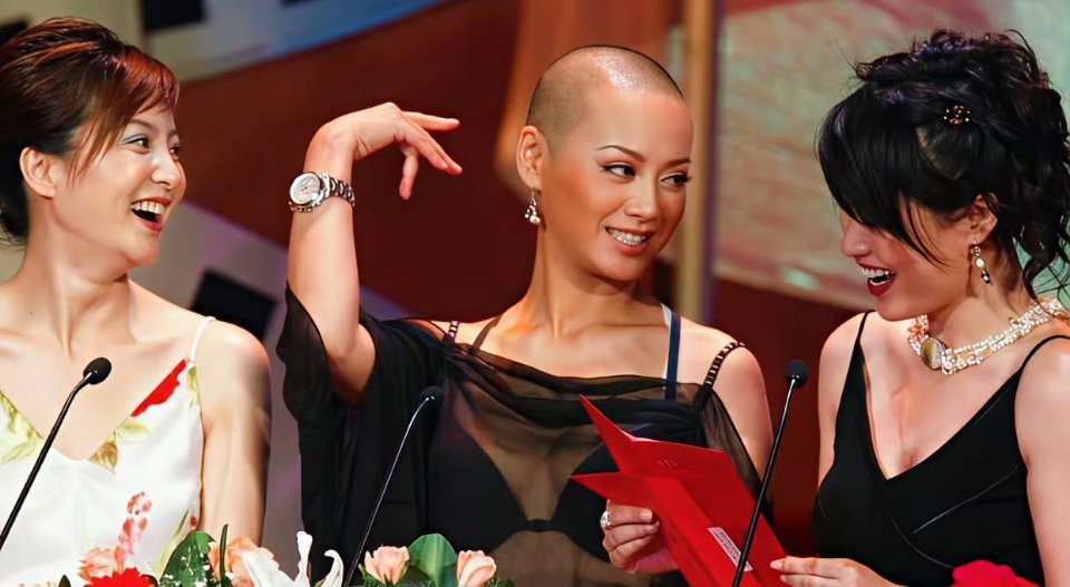 宁静年轻时剃了光头，气场都有2米8，这也太美了吧