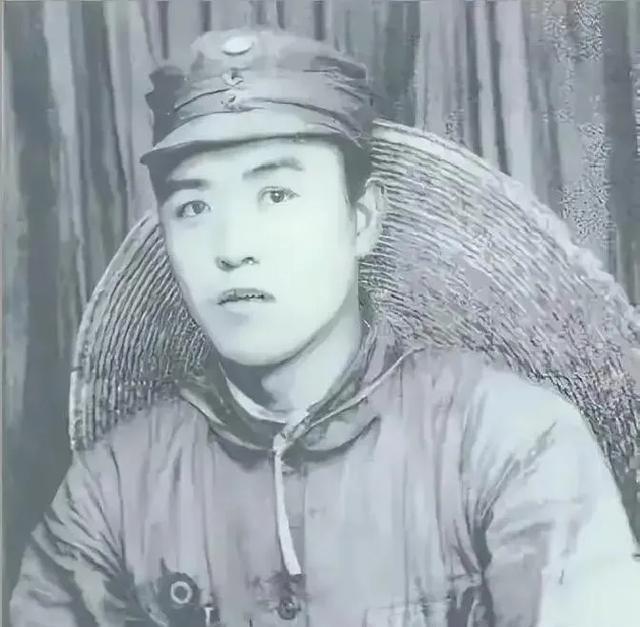 他给延安送去13万两黄金，指挥数十万大军，两次与元帅平级，建国后却只当了个处长，