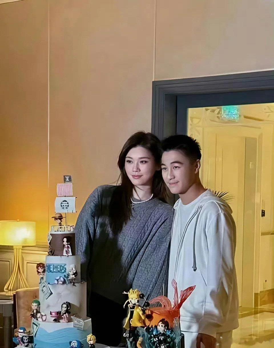 看到这两张图是不是就突然理解豪门的眼光了