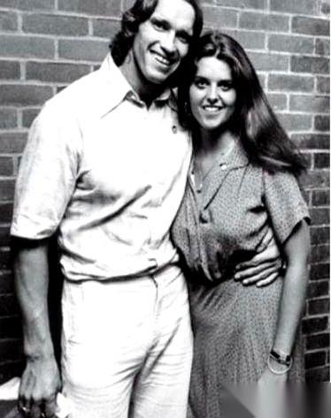 最狠的背叛是什么？不是他睡了别人。是把睡了别人的证据，那个活生生的孩子，养在你