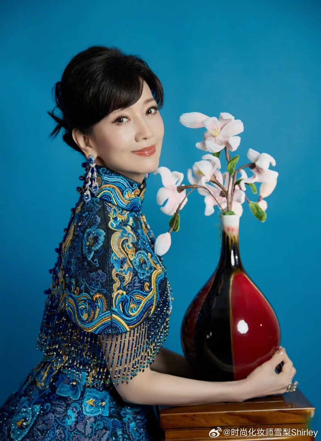 百花奖红毯夏一秒上妆赵雅芝｜优雅永不过时！六礼·九龙壁高定亮相百花奖💙东方风