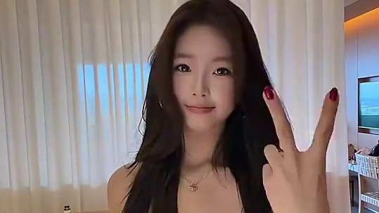 周锴恒爆红背后：便宜那小子的逆袭之路