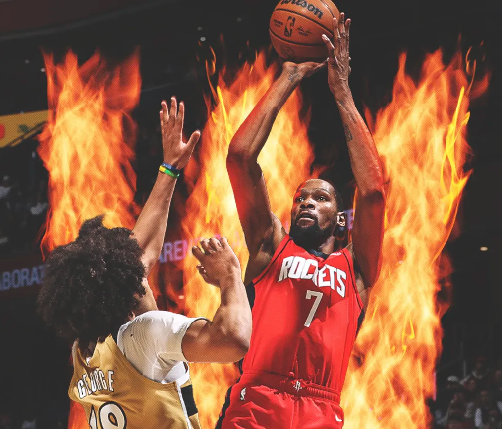 NBA常规赛，勇士将对阵火箭。勇士主帅史蒂夫-科尔接受了记者采访，谈到了当凯文