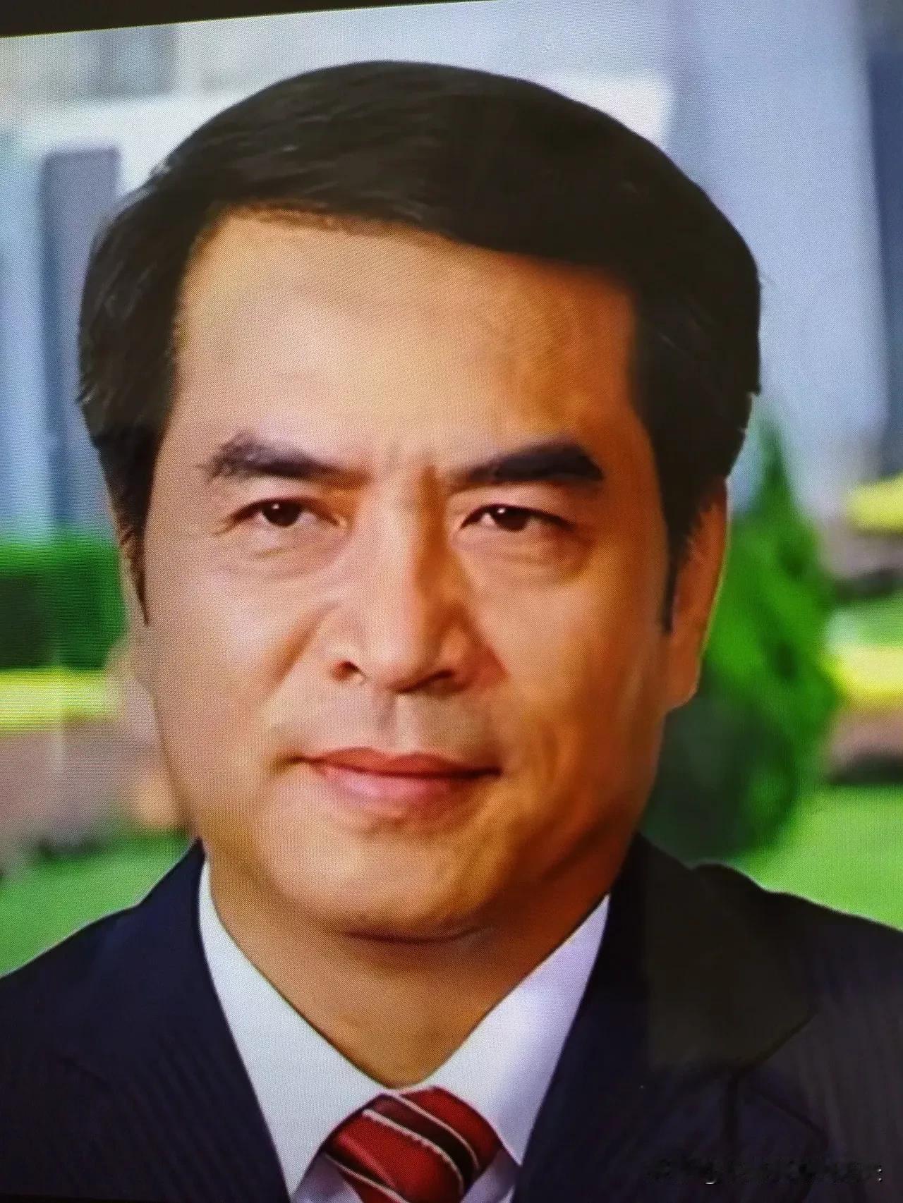 真没想到，廖京生的妻子戴珂是史学大家戴逸的女儿。这个背景确实有点让人意外。廖