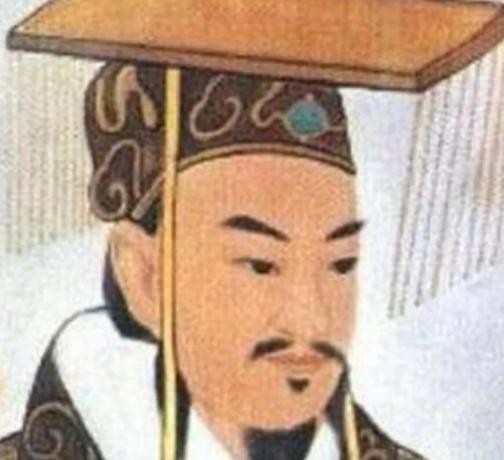 公元前192年，11岁的张嫣嫁给了自己的亲舅舅刘盈。在洞房的婚床上，汉惠帝刘盈没