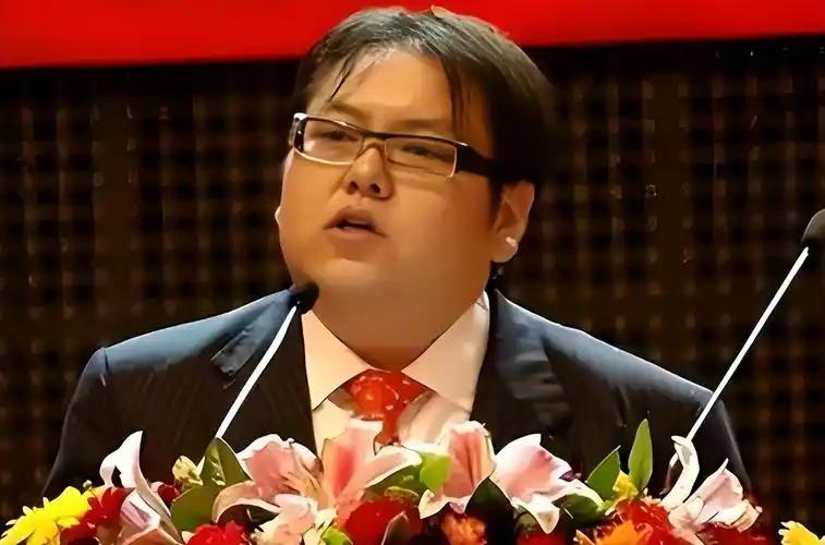 曾经那个被悬赏2000万让全网关注的山西首富李兆会，后来怎么样了？ 他年仅2