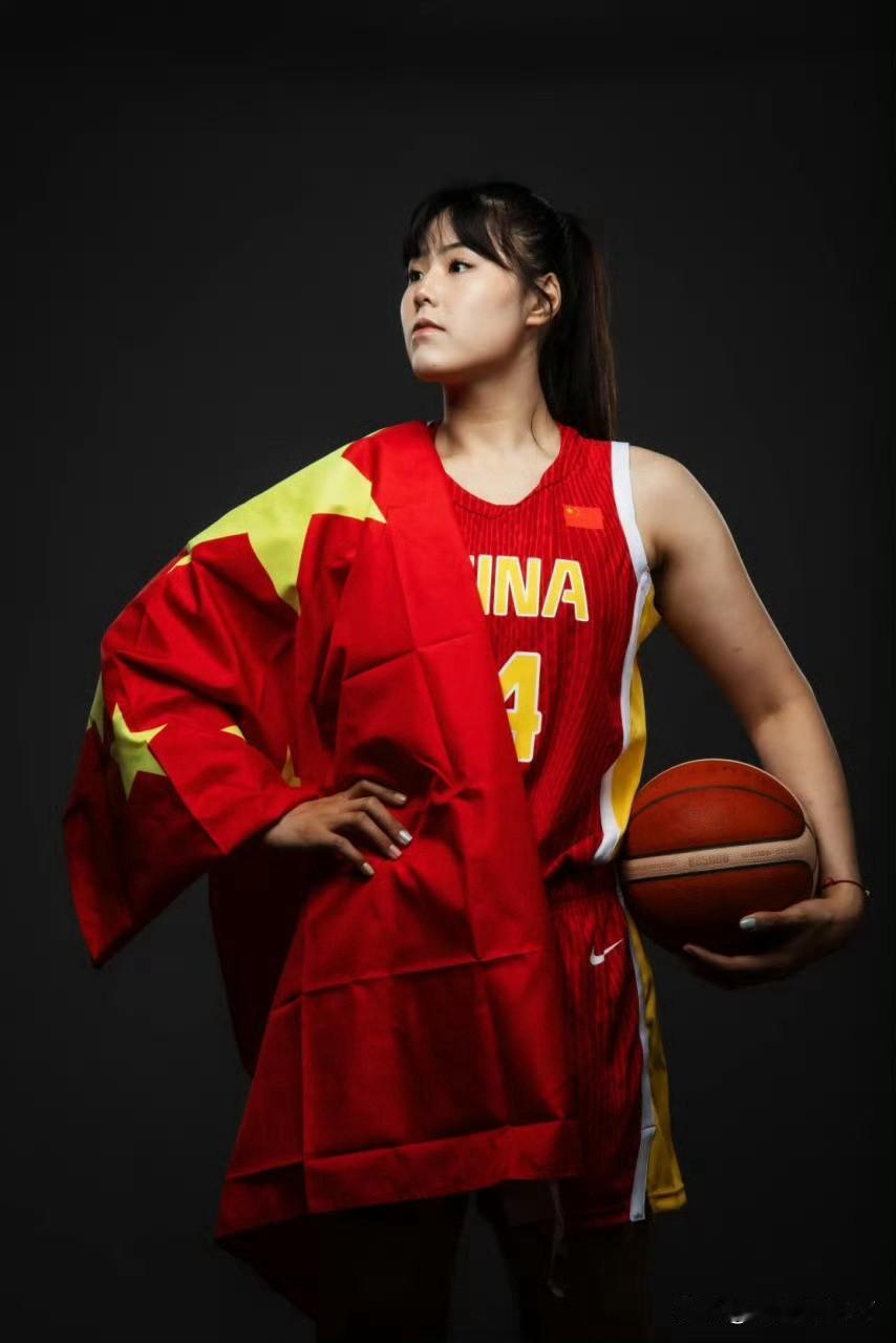 李月汝的成功，告诉所有国内球员一个道理，你可以能力有限，也可以想着赚钱，但