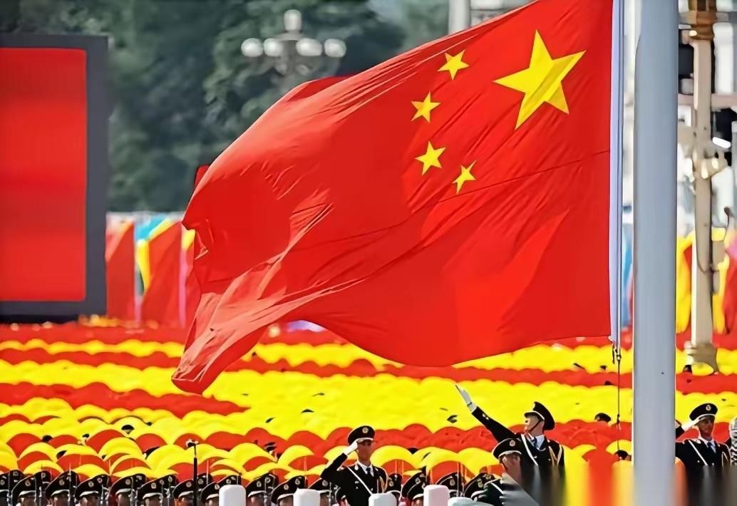 中国出现了一个怪相你看，现在咱中国确实比以前强多了。可这日子过得反倒有点憋屈