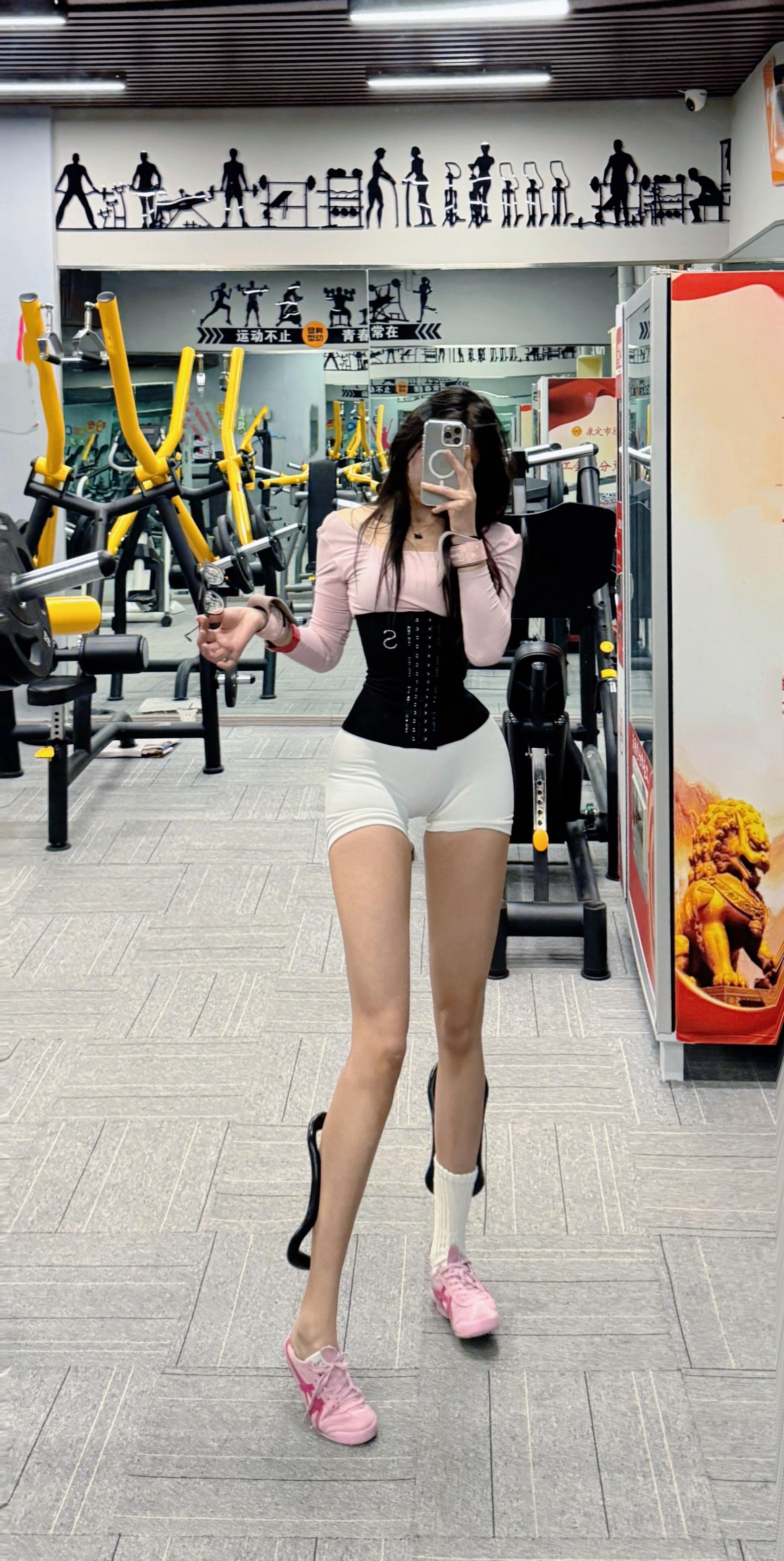 一个三观正的人对爱一定是有洁癖的