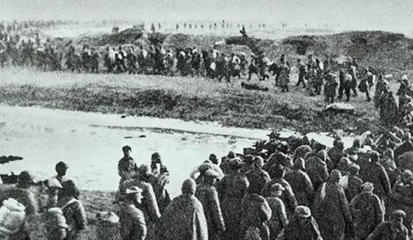 1948年，淮海战役中我军一个连的战士不幸全部牺牲，本以为胜利无望，却没想到12