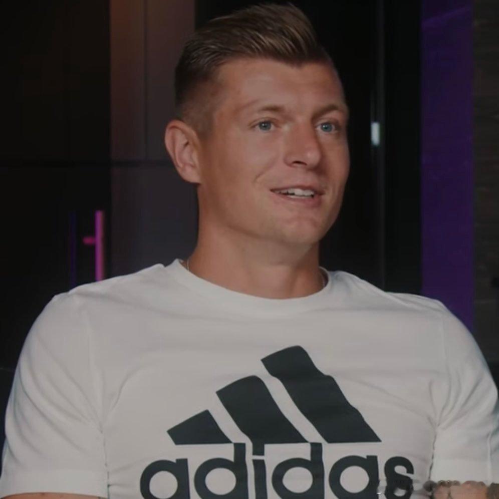 【小组赛会很无聊】克罗斯在播客中谈及扩军后的世界杯："48支球队实在太多了，按照