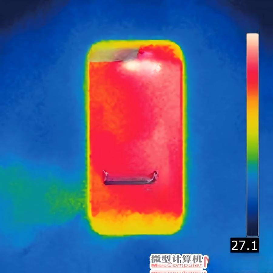iPhone17要涨价？库克这波操作我给满分！今年手机圈集体涨价潮，苹果自然不