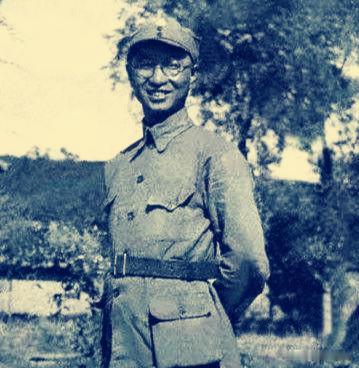 1927年3月31日，重庆发生了三三一惨案，国民党右派对共产党人和左派群众展开屠