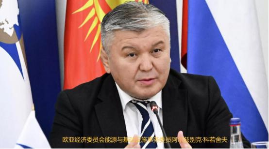 “中俄印大三角”彻底没戏了，普京政府又冒出了新想法 先跟大家说清楚，这个“中