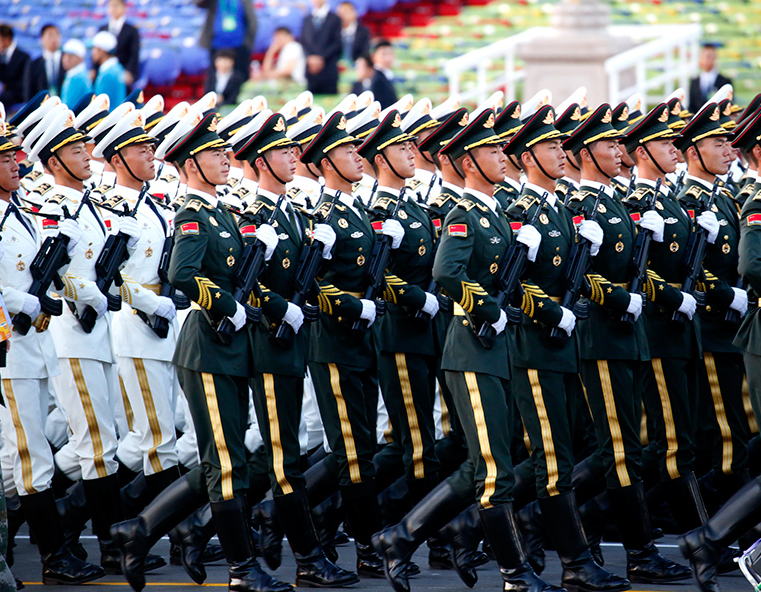 9.3大阅兵越来越近了，有些大国还在讨价还价，连小国竟也把参加阅兵当成要挟我们的