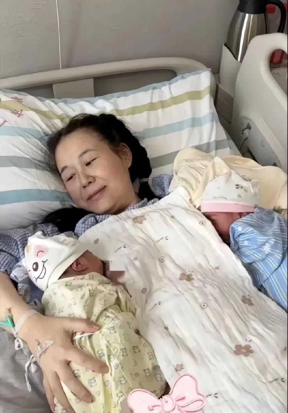 49岁怀孕不丢人，这是最暖的缘分能怀上宝宝多开心啊，年龄从来不是问题。49岁盼