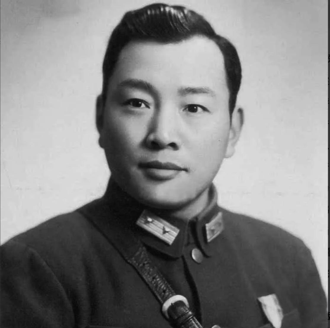 1949年，宋希濂被俘时，看了一眼追击他的解放军团长：“你是军长，还是师长？”团