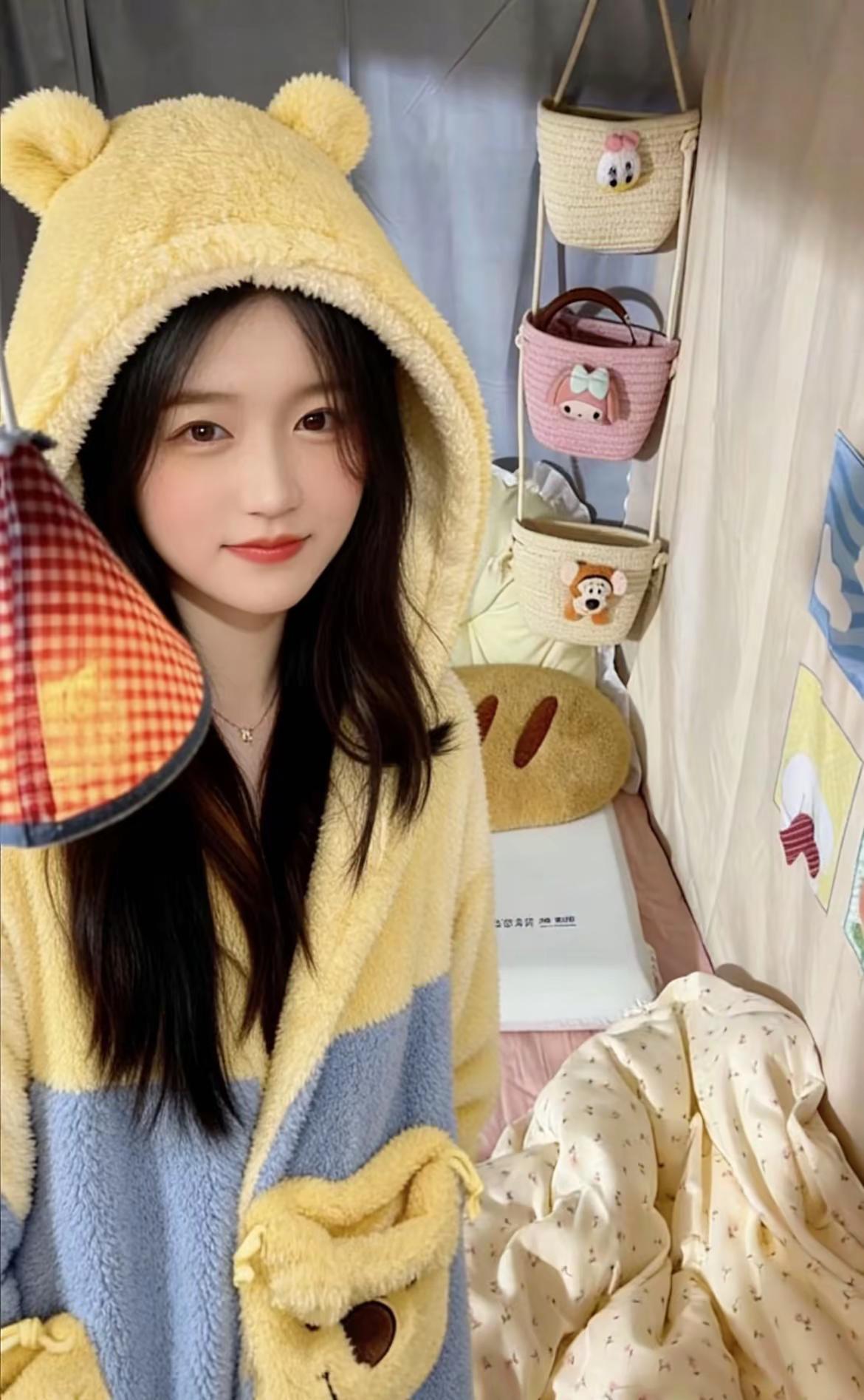 大胆点说，我不生气😁。穿搭这个bgm少不了甜妹宿舍女大学生