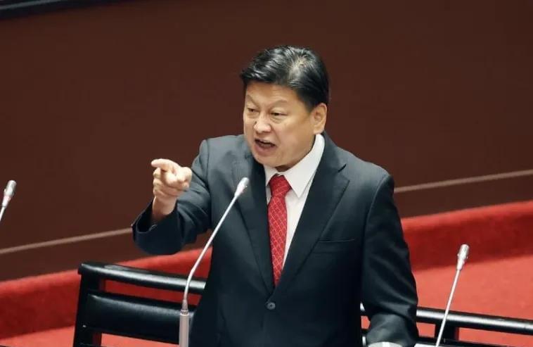 怒批林右昌污蔑关圣帝君信仰傅崐萁：神明都听不下去民进党秘书长林右昌昨日祭出“