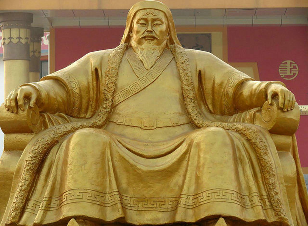 铁木真：一个用尸体丈量地图的男人历史学家统计过这样一组数字，1211年到12