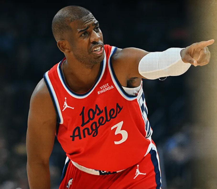 保罗之所以如此不体面地离开的原因来了。柯林斯告诉ESPN，保罗每天都带着替补，