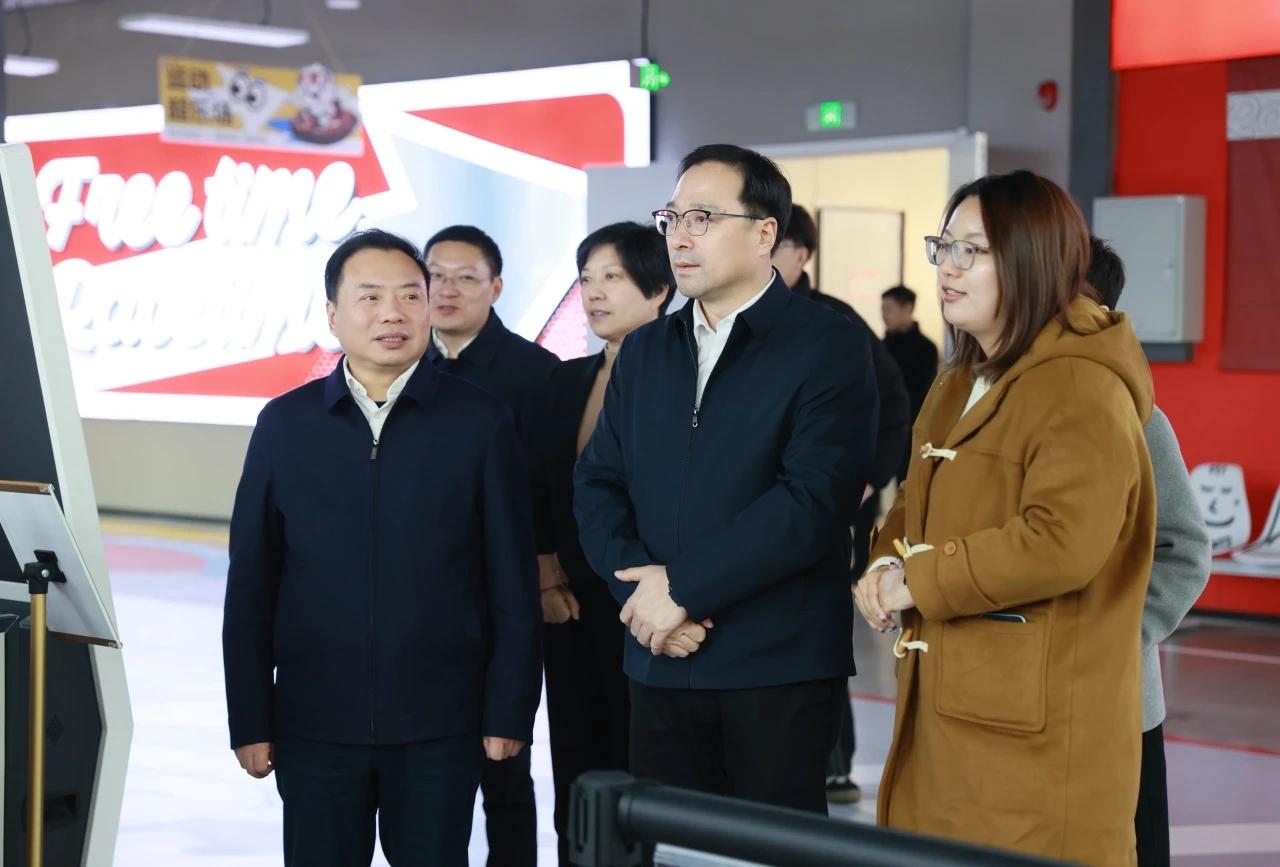 江苏盐城：省贸促会调研组来响走访调研11月27日下午，省贸促会党组书记、会长王