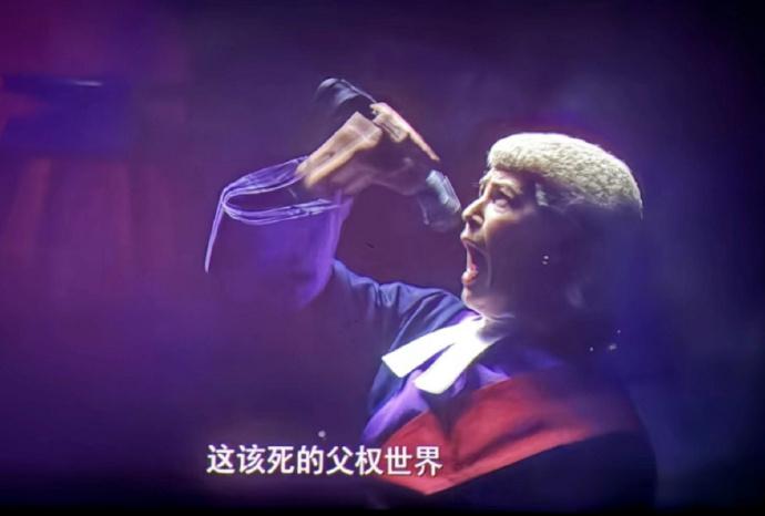 还记得潜伏里的台词吗——“蠢的挂像不可能是间谍”！但你又不得不发出深深的疑问