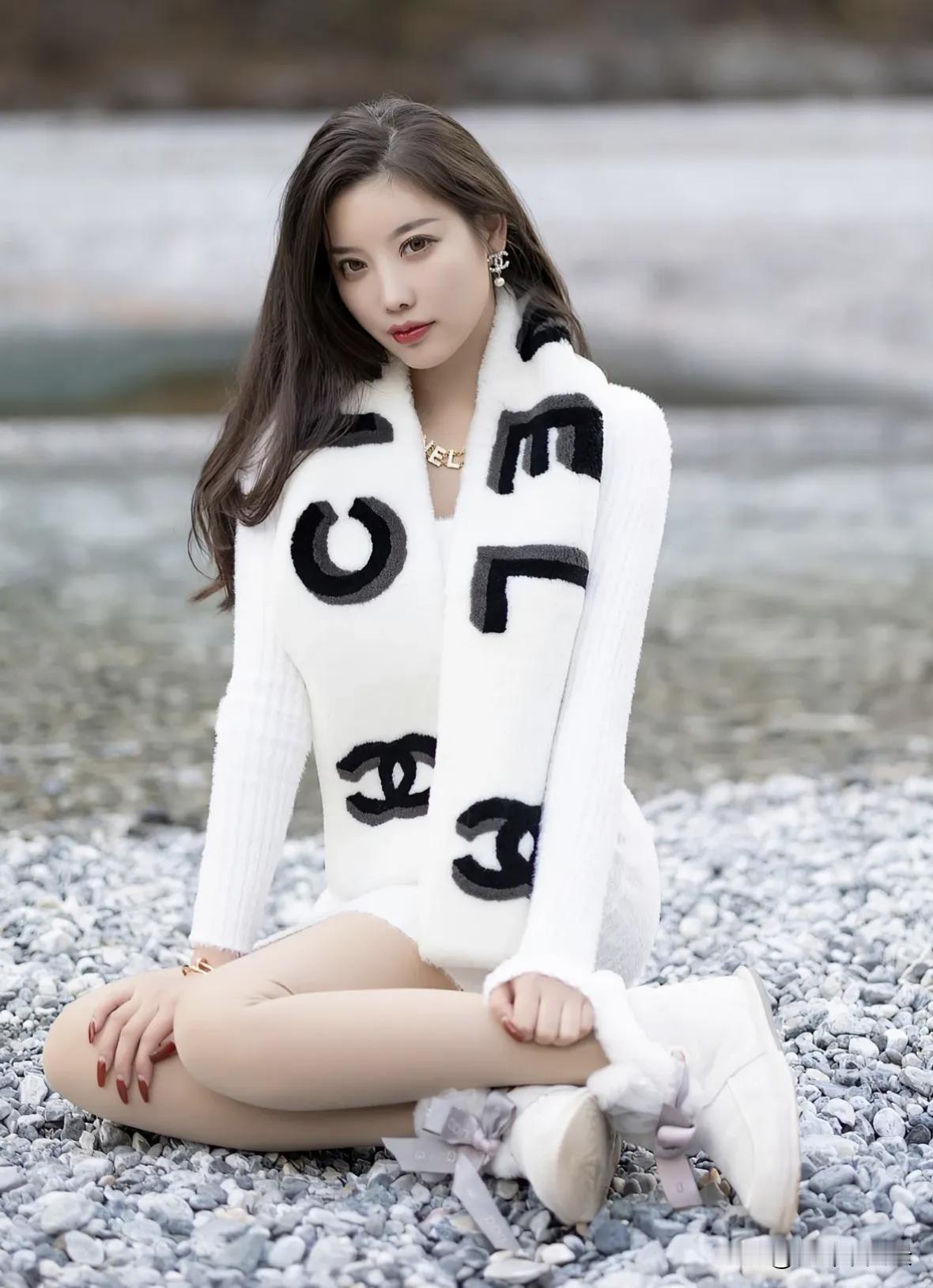 枫叶🍁|摄影：模特杨晨晨花季少女如何搭配自己的穿衣风范?摄影中如何掌握“最好