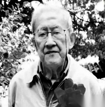 9月6日凌晨2点09分，苏州市第五中学发布了一张沉痛的讣告。学校里一位94岁的