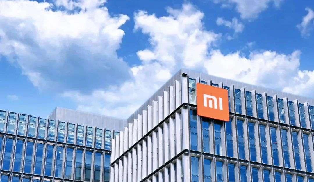 小米集团近日内部公示，任命胡峥楠担任集团副总裁兼汽车板块首席技术官，宋钢出任汽车