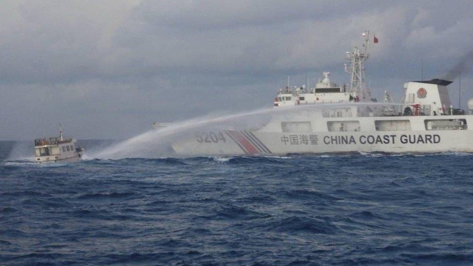 赌上菲律宾国运，特奥多罗离总统宝座越来越远9月18日，菲船在仙宾礁蓄意挑衅，以