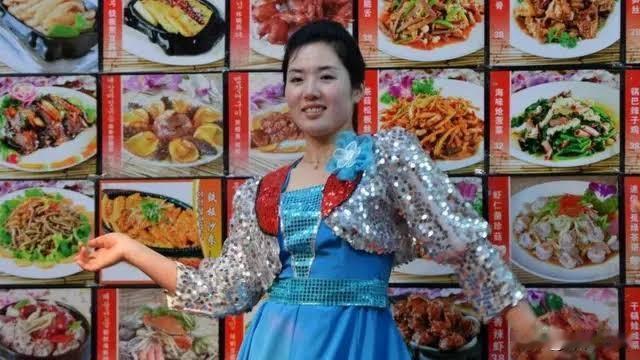 俄乌战争打到现在，俄罗斯和乌克兰都打穷了，却没想到，把朝鲜打富裕了！朝鲜去俄罗斯