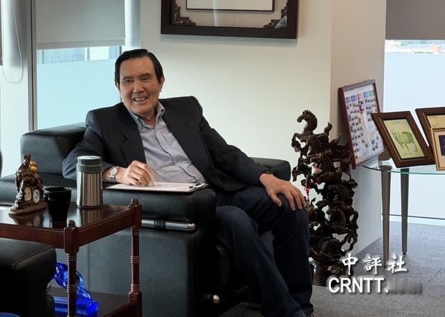 马英九评郑丽文。对国民党主席郑丽文上任近四个月的表现给予肯定，认为其政策方向与核