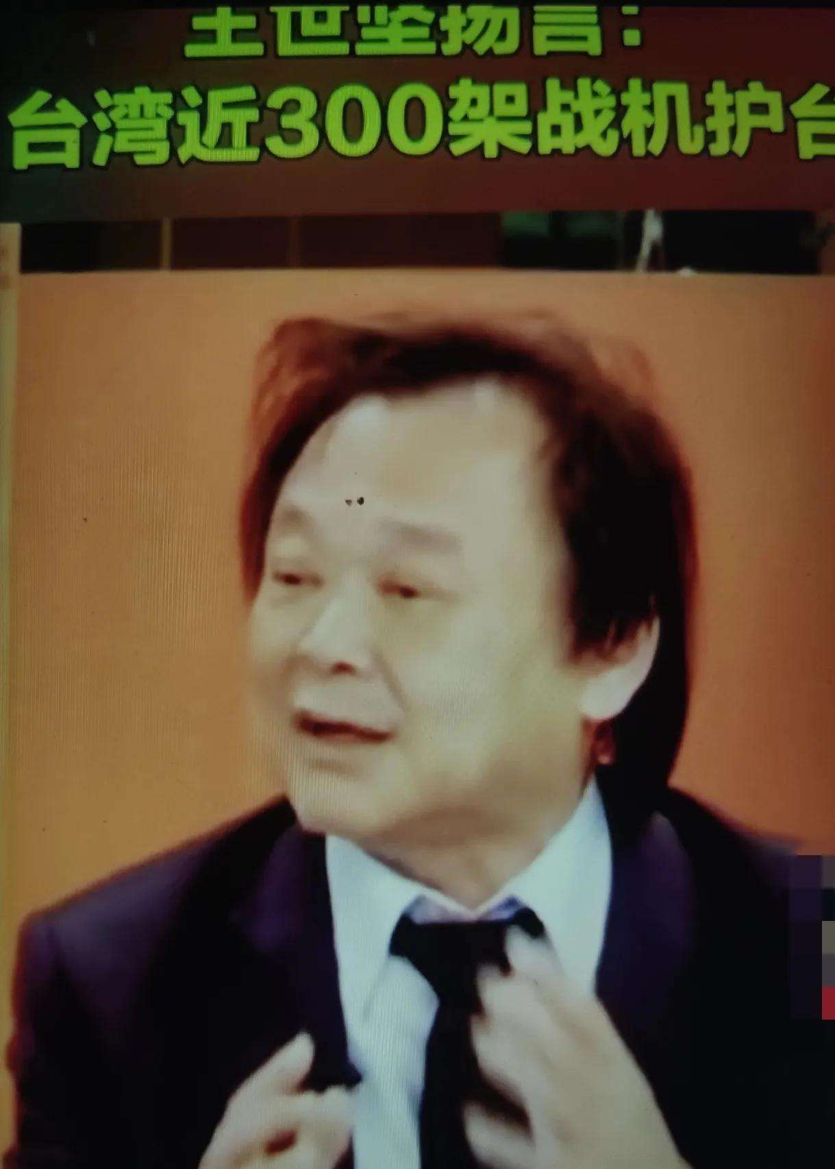 王世坚，这位时常在台“民意机构”横冲直撞的民进党“立委”，近日又在忽悠台湾民众: