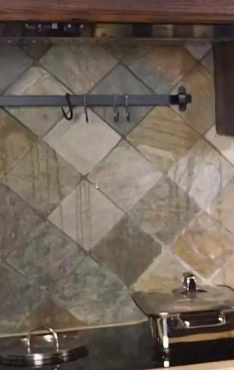 郭晶晶夫妇喜庆同框，1.5亿别墅内景曝光，笑死了网友喊霍启刚擦瓷砖！！！