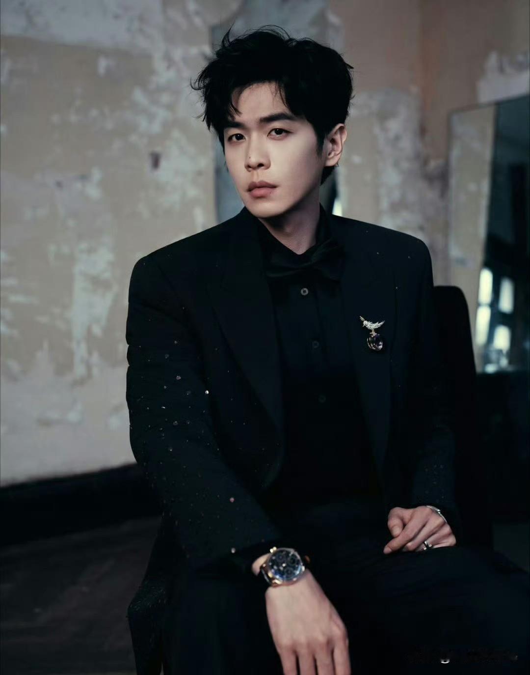 1月10日，张若昀钟楚曦合作电影《开端》！原以为张若昀这两年都要忙着拍《庆余年